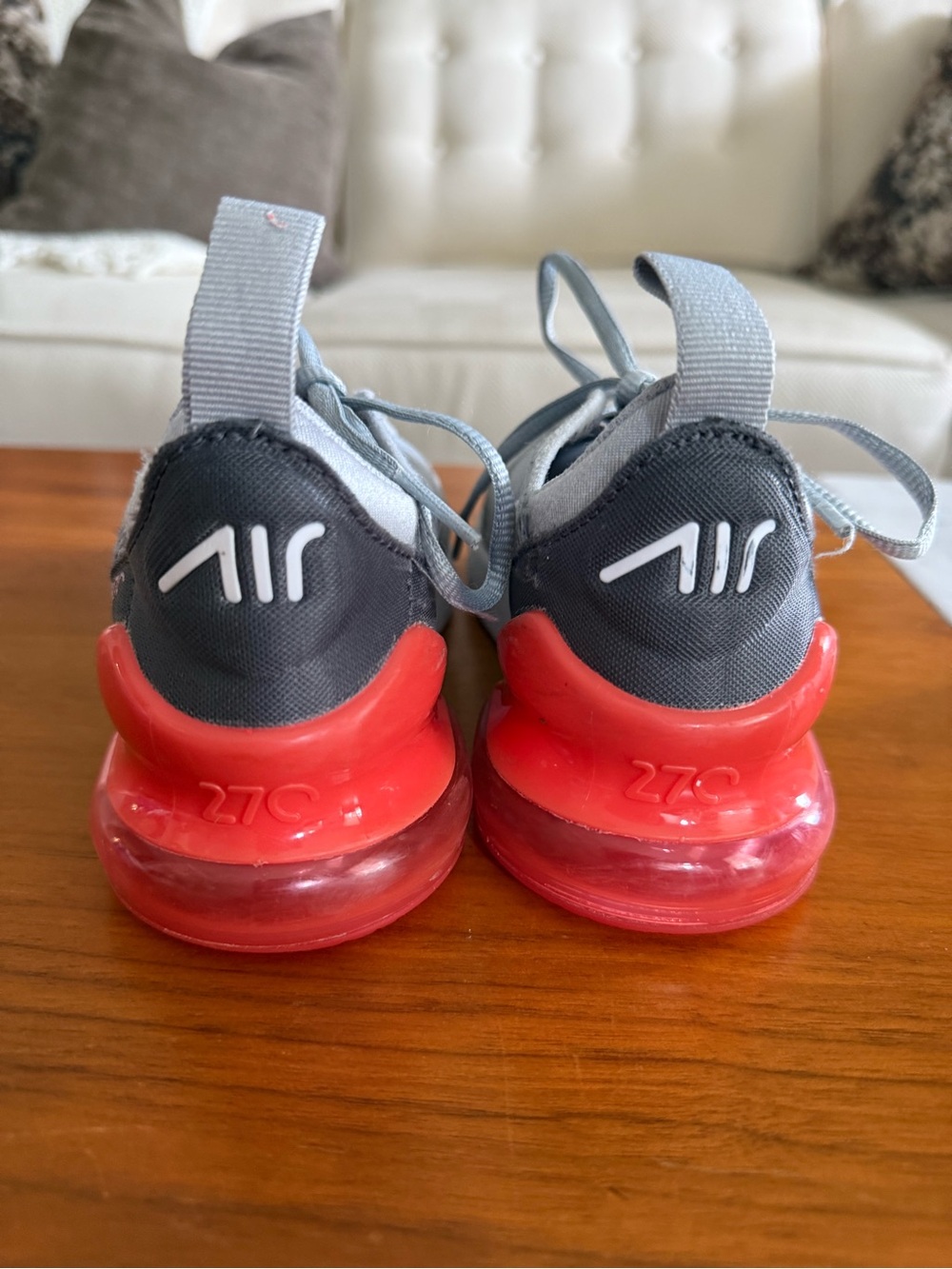 Boys Nike Air Max 270 | size 1 - Picture 4 of 7
